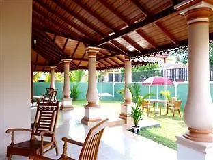 Fire Dragon Guest House Negombo Sri Lanka