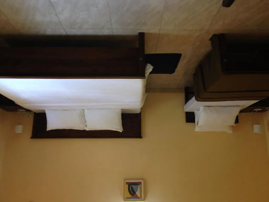 Fire Dragon Guest House Negombo