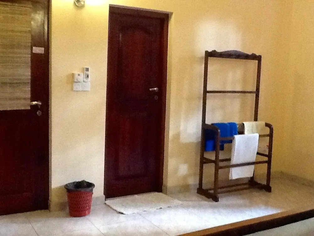 Fire Dragon Guest House Negombo