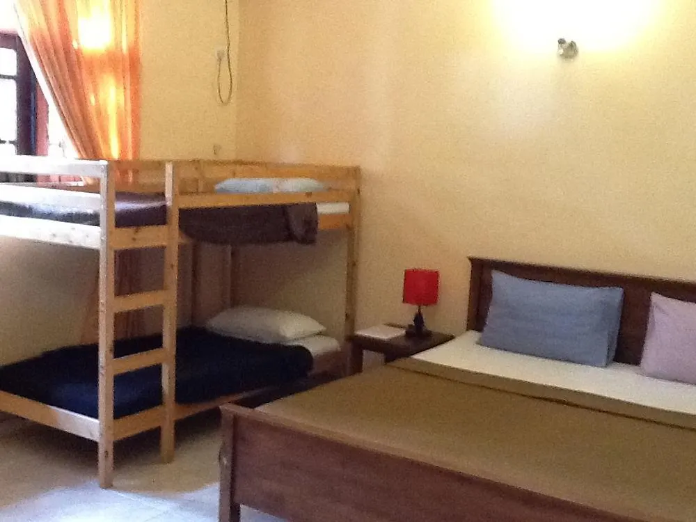 Fire Dragon Guest House Negombo