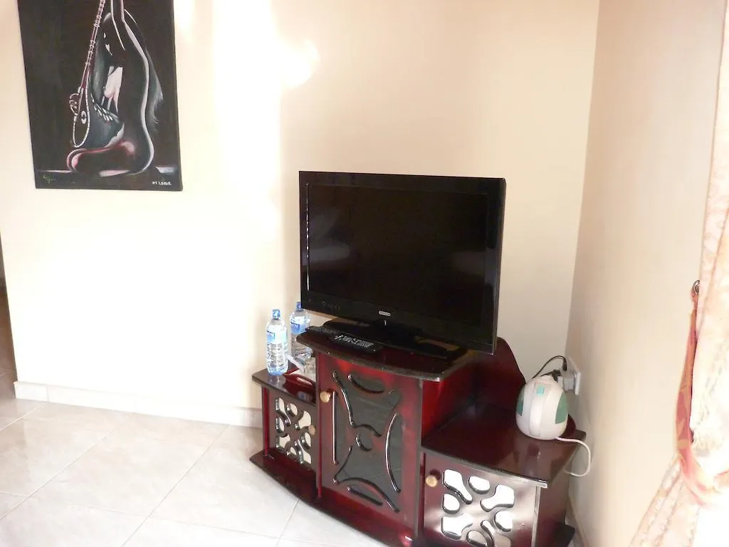 Fire Dragon Guest House Negombo Sri Lanka
